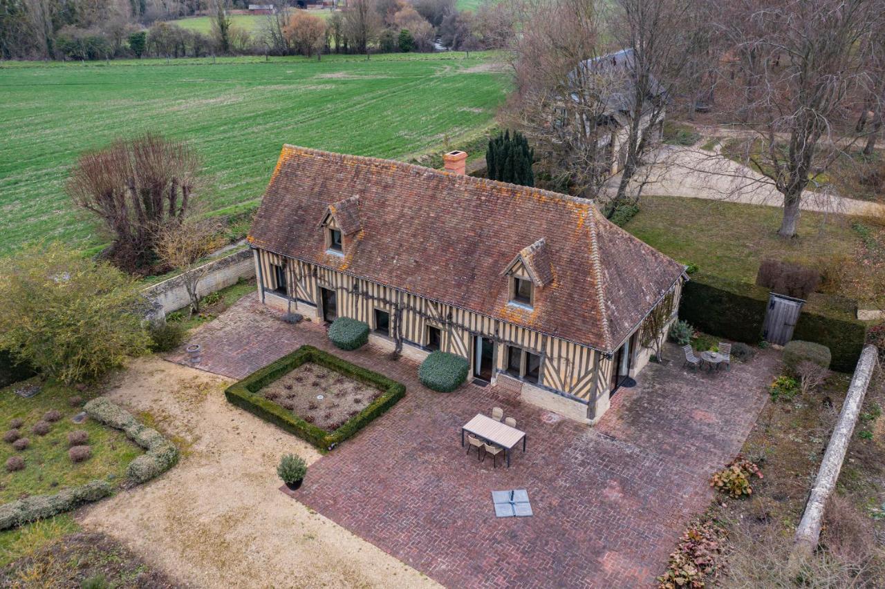 Maison "Jardin Gaillard" Bieville-en-Auge Exterior photo
