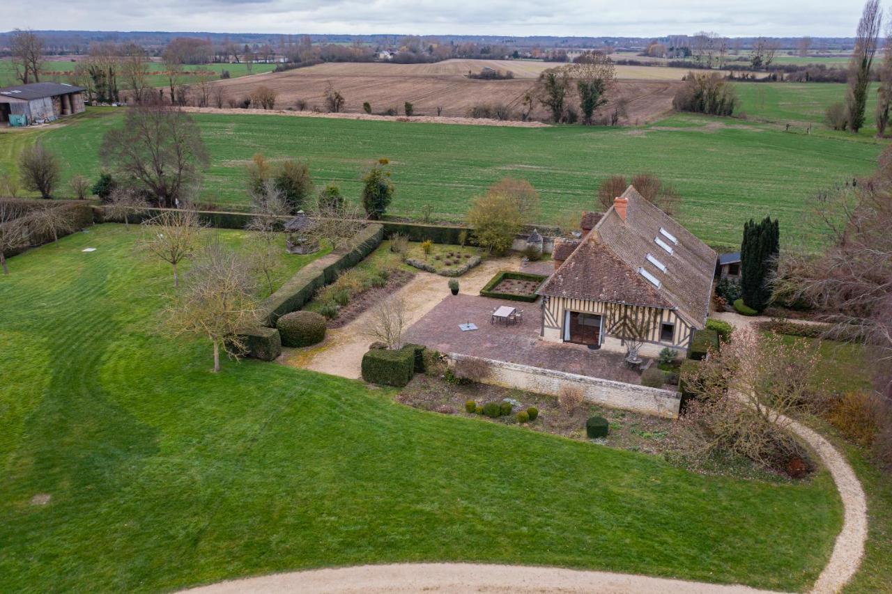 Maison "Jardin Gaillard" Bieville-en-Auge Exterior photo